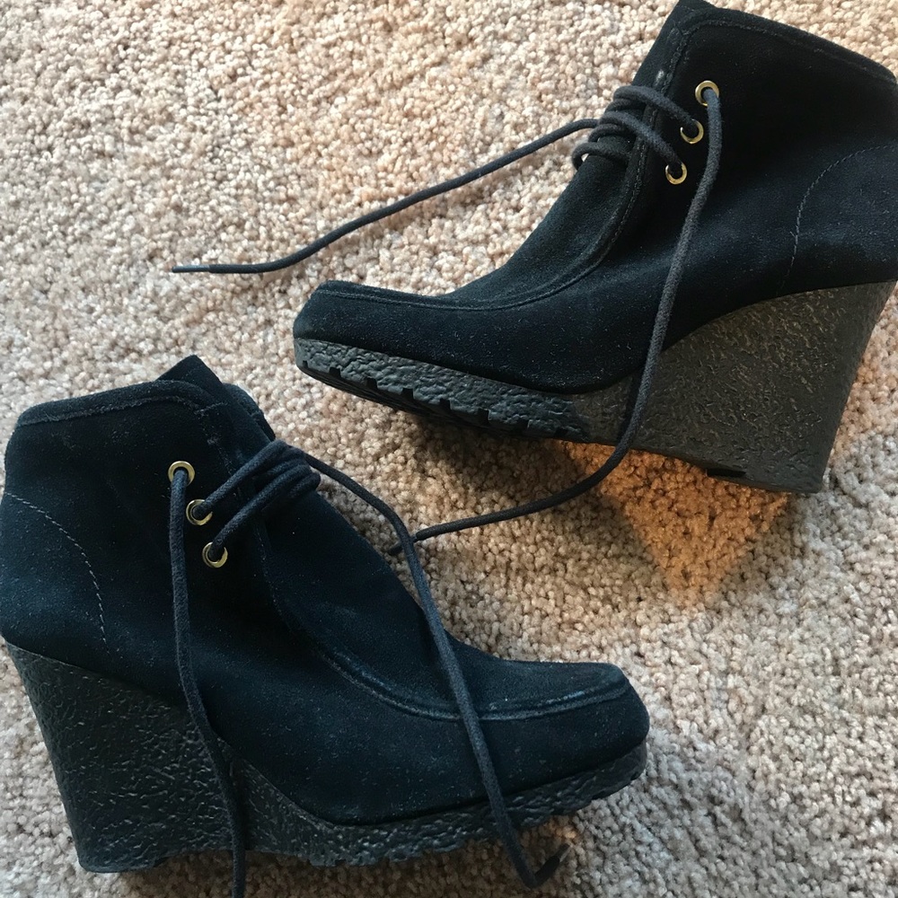 Suede ankle wedge booties